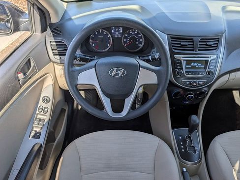 Used 2017 Hyundai Accent SE FWD image 22