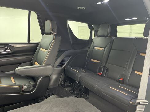 Used 2023 GMC Yukon AT4 AWD/4WD image 17