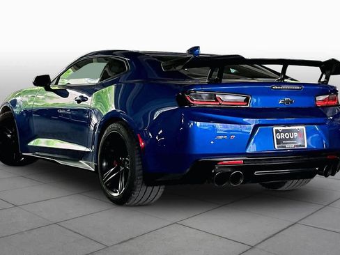 Used 2018 Chevrolet Camaro ZL1 RWD image 11