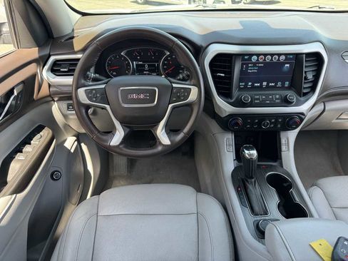 Used 2019 GMC Acadia SLT image 31