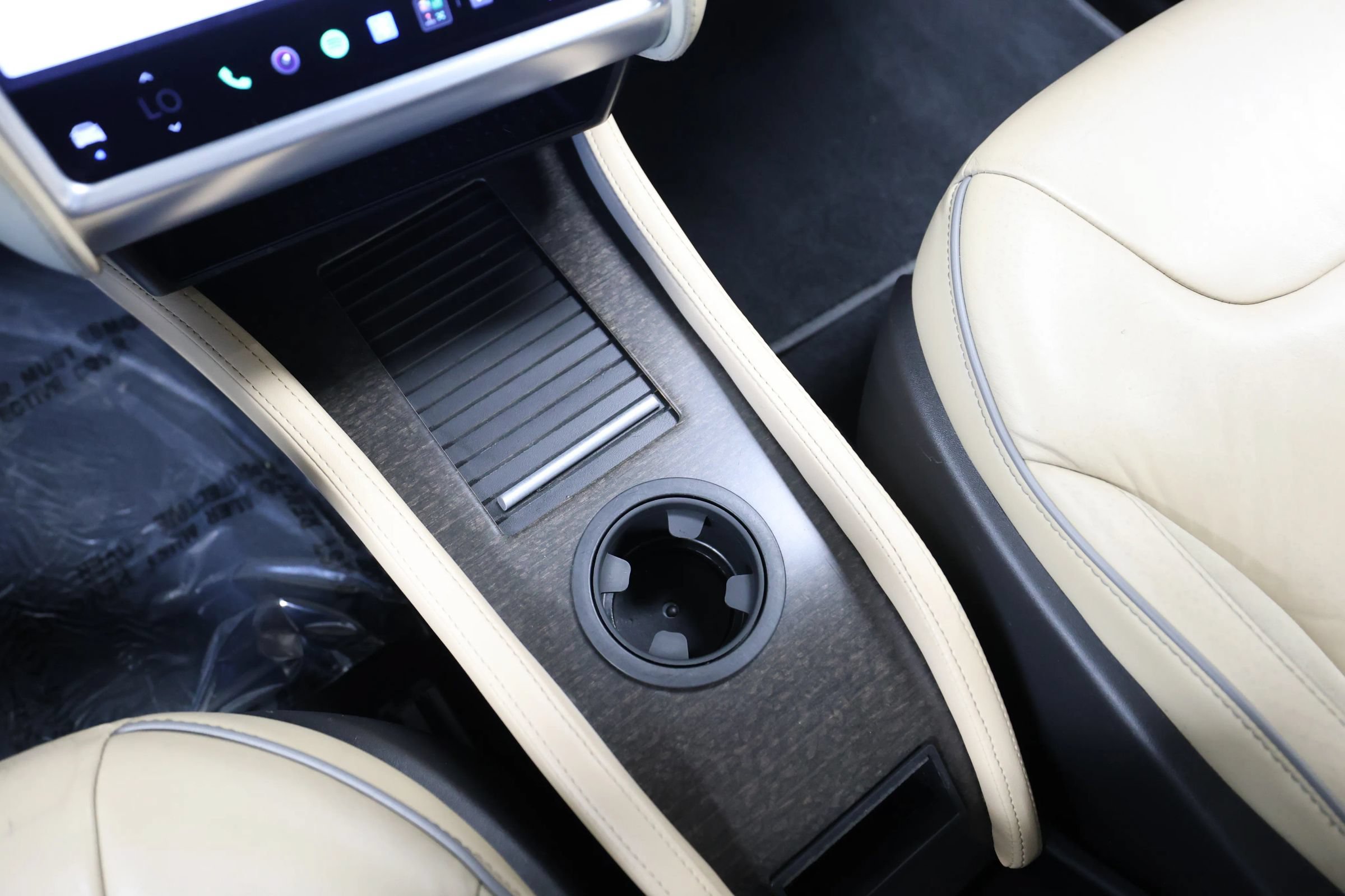 Used 2013 Tesla Model S Performance RWD image 34