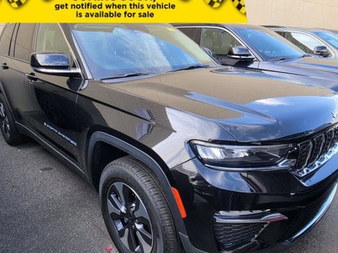 Used 2023 Jeep Grand Cherokee 4WD 4xe image 1