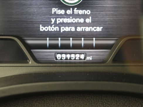 Used 2021 RAM 1500 Laramie w/ Night Edition image 17