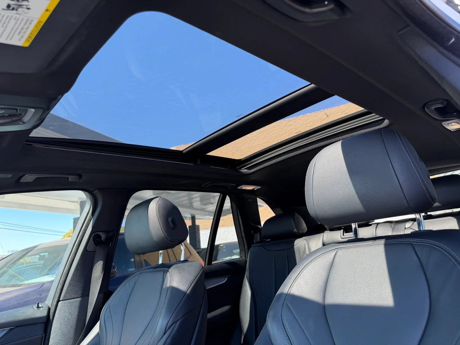 Used 2018 BMW X5 xDrive35i w/ M Sport Package AWD/4WD image 27