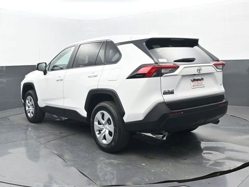 Used 2025 Toyota RAV4 LE image 3