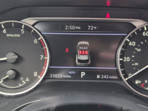 Used 2023 Nissan Rogue SV w/ SV Premium B Package image 24