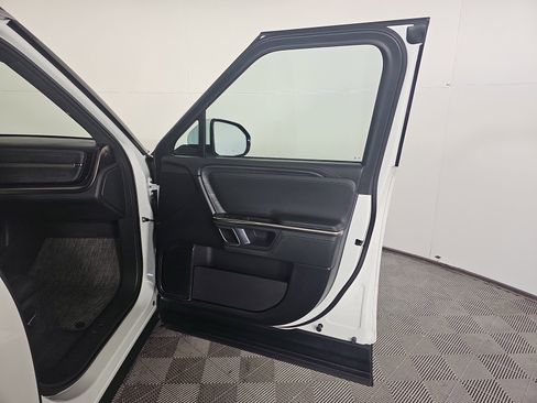 Used 2023 Rivian R1S Adventure image 18