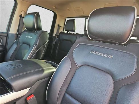 Used 2019 RAM 1500 Laramie RWD image 15