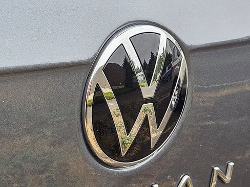 Used 2024 Volkswagen Tiguan SEL R-Line AWD/4WD image 26