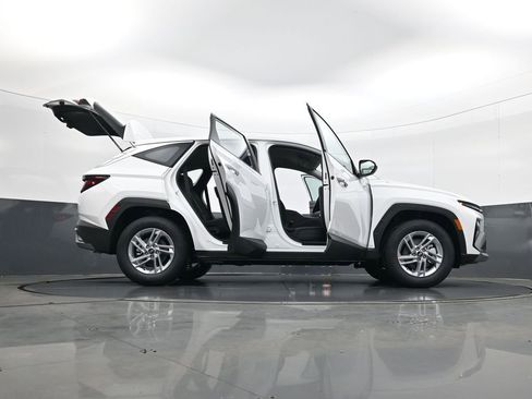 New 2026 Hyundai Tucson SE FWD image 33