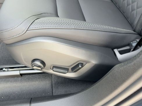 New 2026 Volvo XC60 B5 Core w/ Climate Package image 14