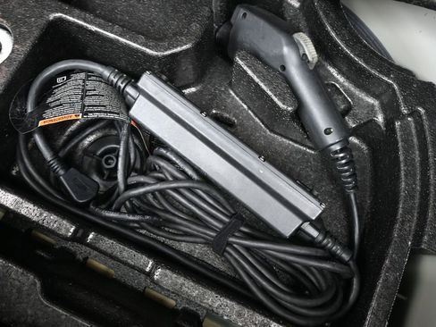 Used 2019 Chevrolet Bolt LT image 24