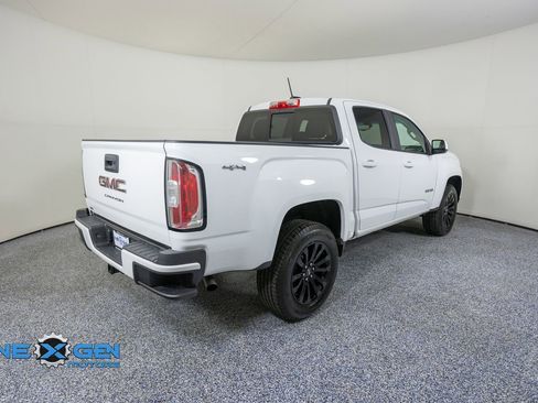 Used 2022 GMC Canyon Elevation w/ Elevation Premium Package AWD/4WD image 7