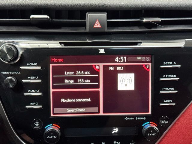 Used 2018 Toyota Camry XSE FWD image 18
