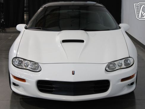 Used 1998 Chevrolet Camaro Z28 w/ SS Performance/Appearance Pkg image 20