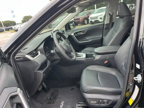 Used 2024 Toyota RAV4 XLE Premium FWD image 15