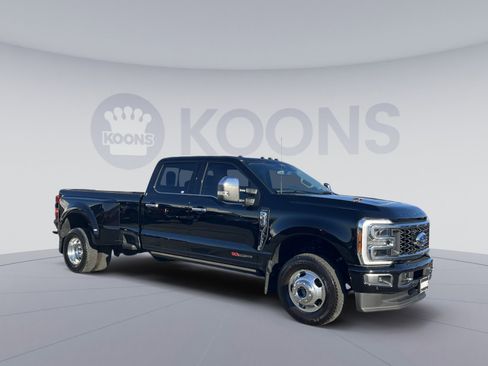 Used 2024 Ford F350 Limited w/ FX4 Off-Road Package image 10