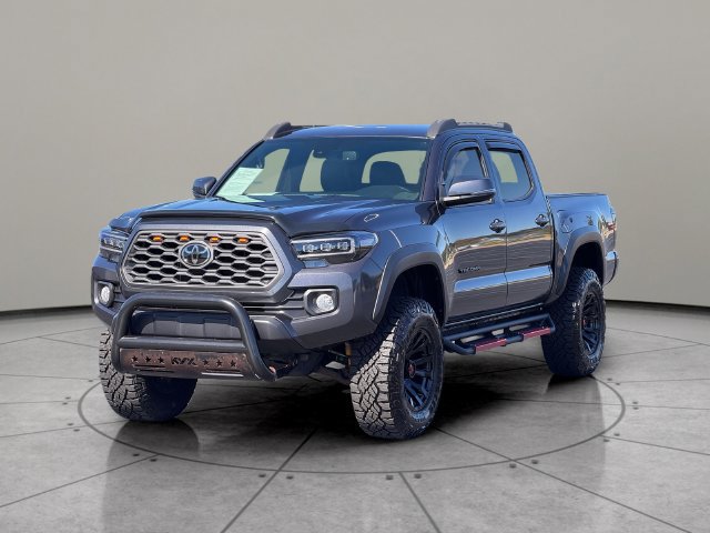 Used 2021 Toyota Tacoma TRD Off-Road AWD/4WD image 2
