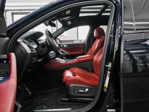 Used 2021 BMW X6 xDrive40i w/ M Sport Package image 31