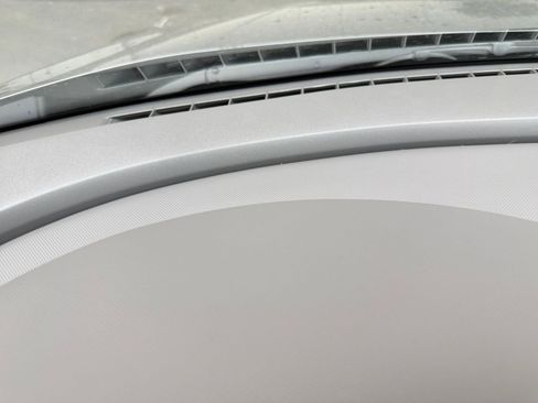 Used 2025 Hyundai Elantra SEL image 37