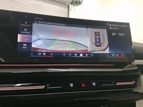 New 2026 BMW 530i xDrive w/ M Sport Package image 22