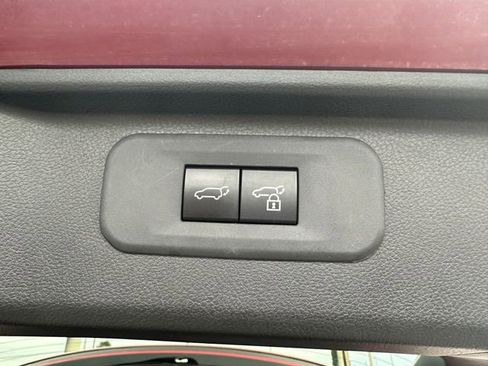 Used 2024 Toyota Grand Highlander AWD Hybrid image 28