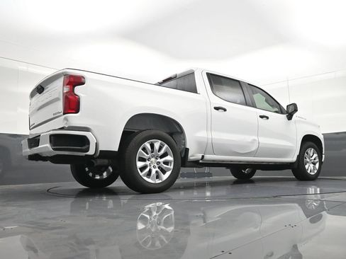 Used 2021 Chevrolet Silverado 1500 Custom RWD image 27
