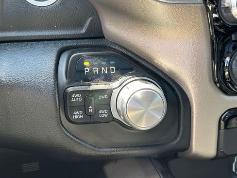 Used 2020 RAM 1500 Laramie AWD/4WD image 27