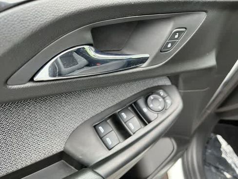 Used 2022 Chevrolet TrailBlazer LT w/ Confidence II Package FWD image 31