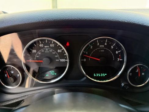 Used 2015 Jeep Wrangler Sport AWD/4WD image 24