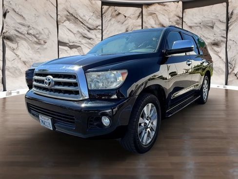 Used 2012 Toyota Sequoia Limited RWD image 2