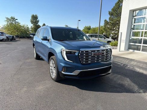 Used 2024 GMC Acadia Denali AWD/4WD image 7