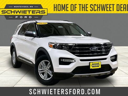 Certified 2020 Ford Explorer XLT w/ Equipment Group 202A AWD/4WD image 1