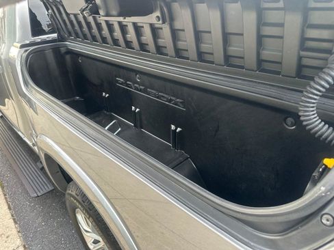 Used 2022 RAM 1500 Limited w/ Body Color Bumper Group AWD/4WD image 25