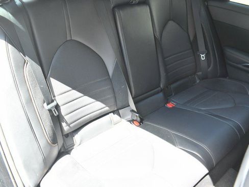 Used 2019 Toyota Avalon XSE FWD image 29