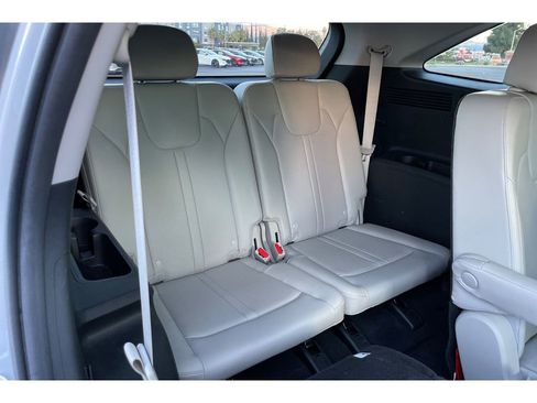 Used 2022 Kia Sorento EX w/ Panoramic Sunroof Package image 19