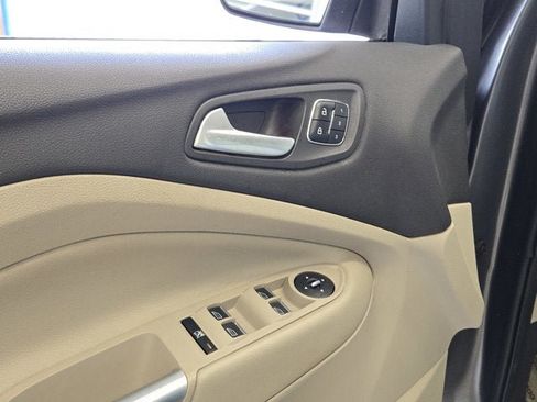 Used 2014 Ford Escape Titanium FWD image 20