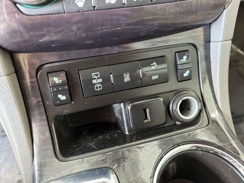 Used 2017 Buick Enclave Leather image 31