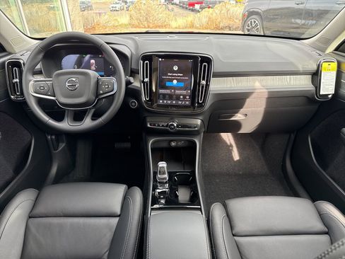 New 2026 Volvo XC40 B5 Plus w/ Protection Package Premier image 4