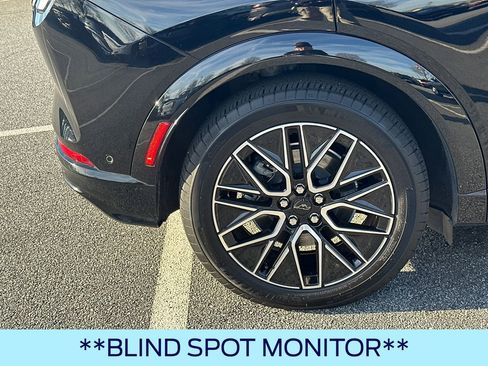 Certified 2024 Ford Mustang Mach-E Premium image 20