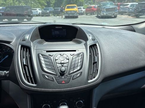 Used 2015 Ford Escape SE AWD/4WD image 18