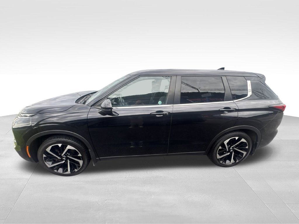 Used 2022 Mitsubishi Outlander SE AWD/4WD image 10