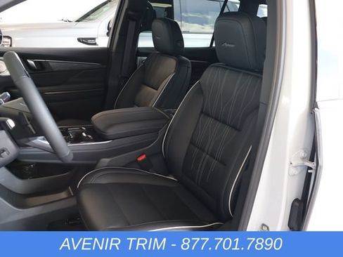 New 2026 Buick Enclave Avenir w/ Super Cruise Package AWD/4WD image 14