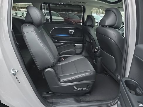 Certified 2026 Hyundai Ioniq 9 Limited image 37