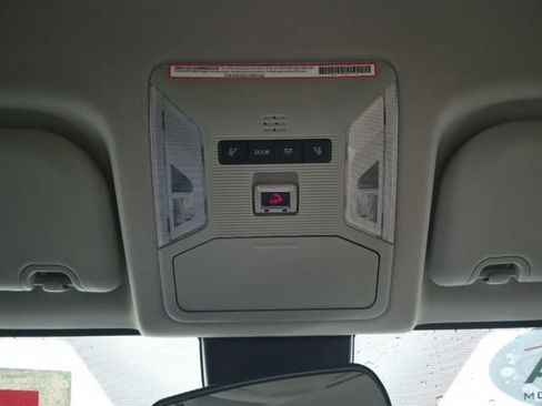 Used 2023 Toyota RAV4 LE image 33