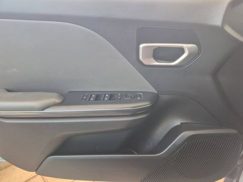 Used 2025 Kia K4 FWD image 19