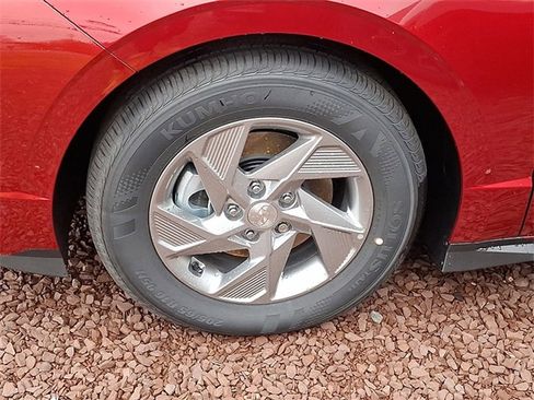 Used 2025 Hyundai Sonata SE image 7