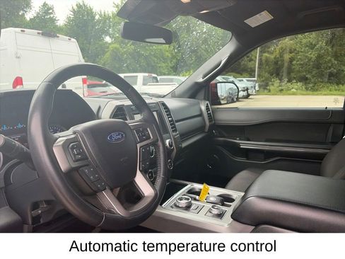 Used 2021 Ford Expedition XLT AWD/4WD image 18