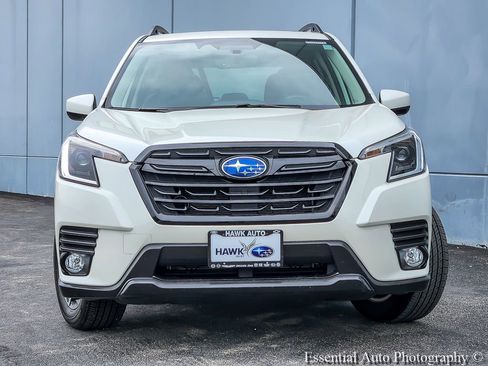 Certified 2023 Subaru Forester Premium AWD/4WD image 4