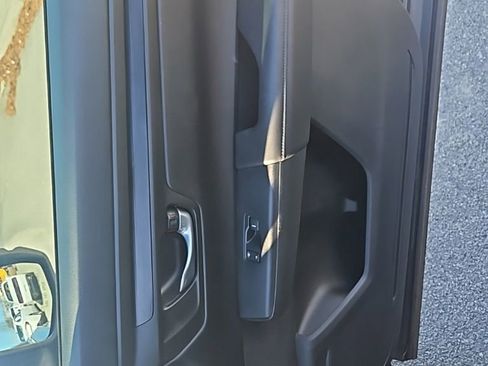 Used 2023 Honda CR-V LX image 32